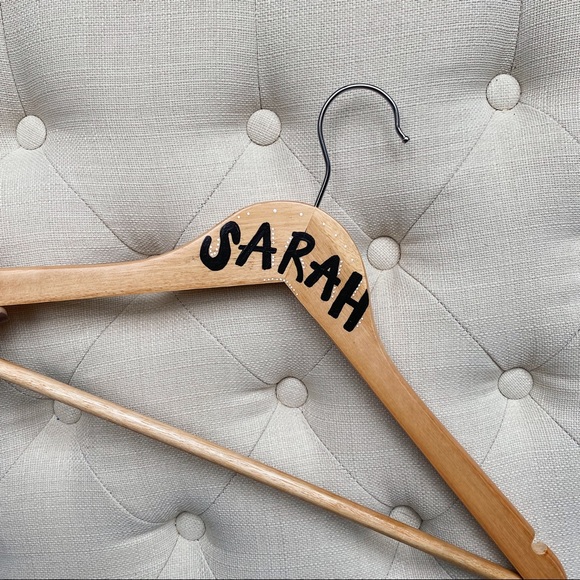 FREE WITH $40 PURCHASE PERSONALIZED HANGERS - Picture 4 of 7